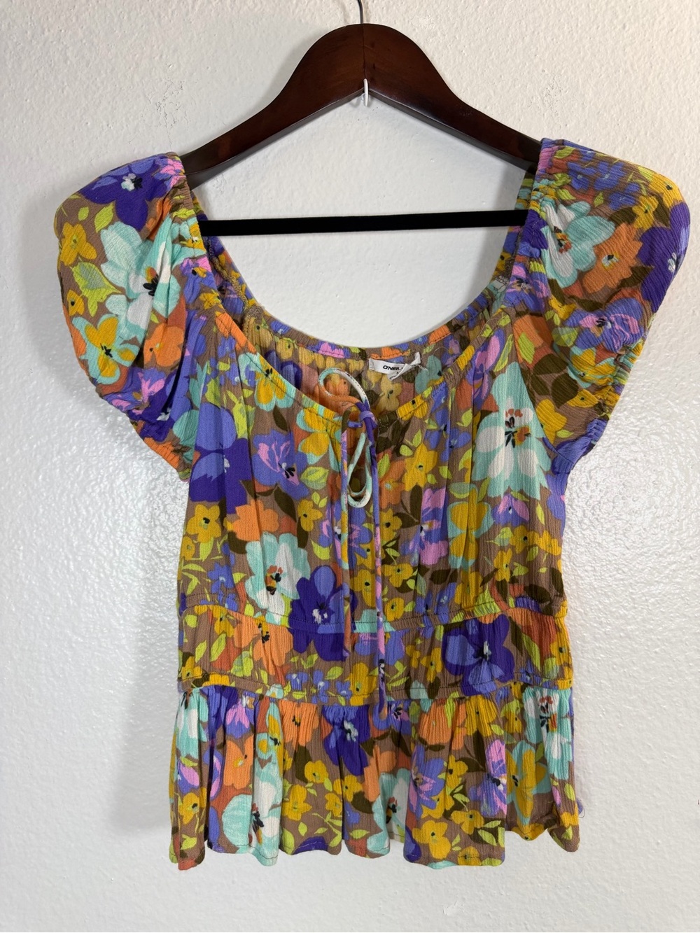 O’Neill Puff-Sleeve | Size Medium